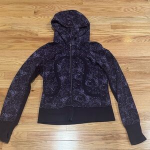Lululemon Athletica Black and Purple Patterned Scuba Jacket